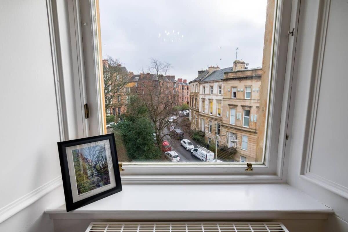 Bright And Airy Apartment Glasgow Zewnętrze zdjęcie